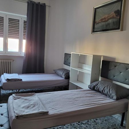 Vittoria Alata Hotel Bari Ngoại thất bức ảnh